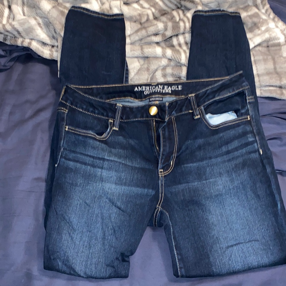 American Eagle dark wash jeans